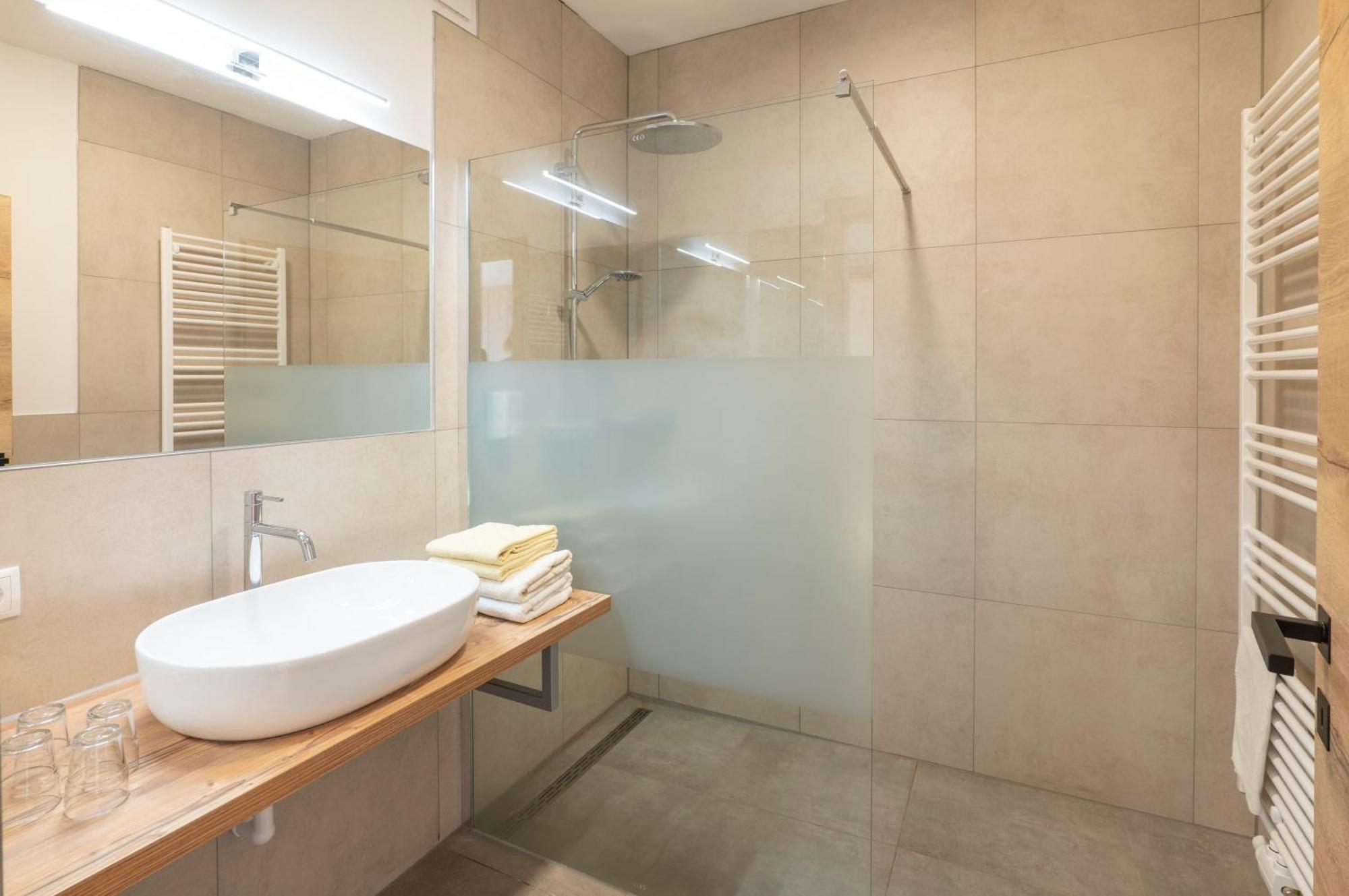 Michlhof Hotel Щубенберг Екстериор снимка